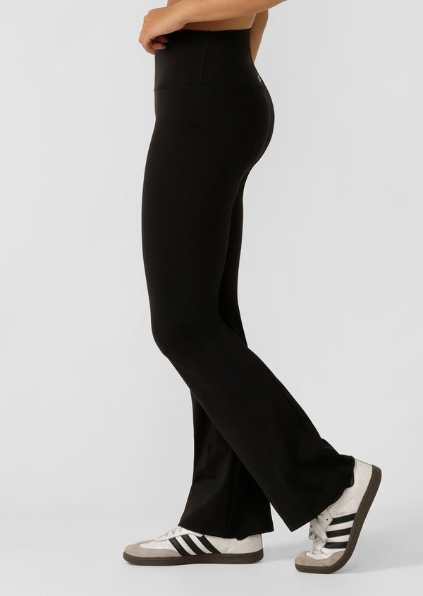 Lorna Jane Lotus Flared Leggings