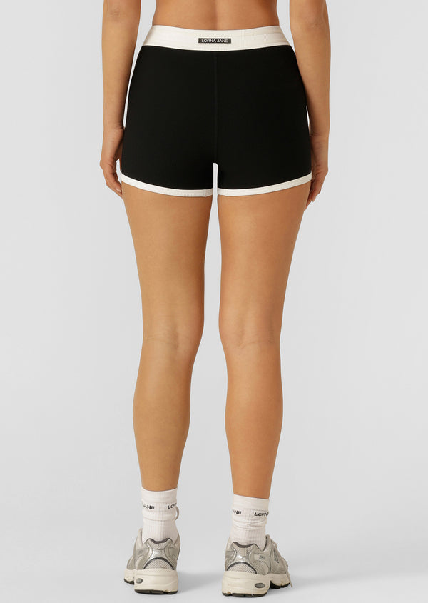 Lorna Jane Sweat To Surf Cheeky Bike Shorts