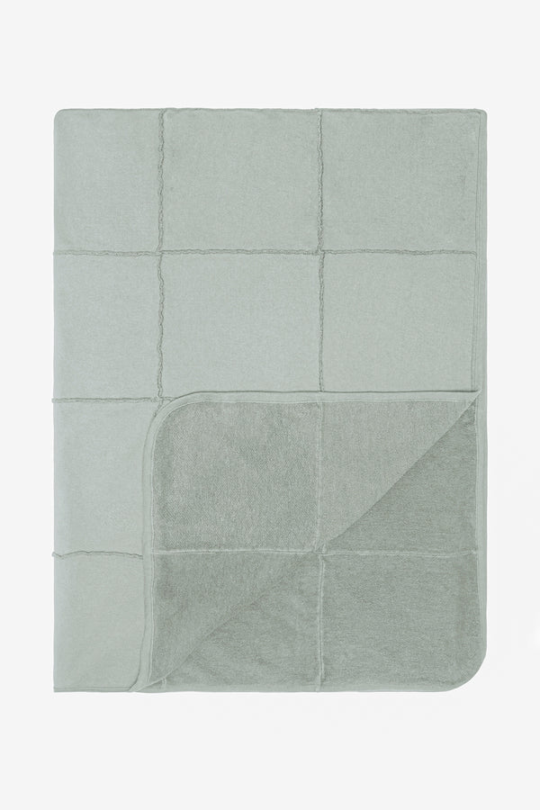 Los Angeles Apparel 14oz. Garment Dye Heavy Fleece Quilted Blanket