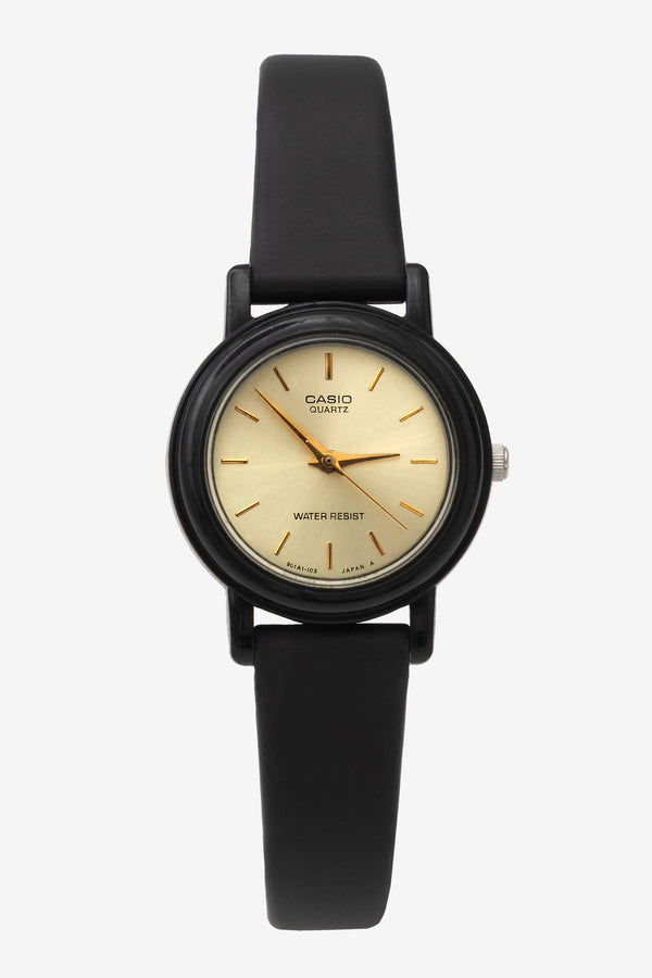 los angeles apparel Women’s Casio Classic Round Analog Watch