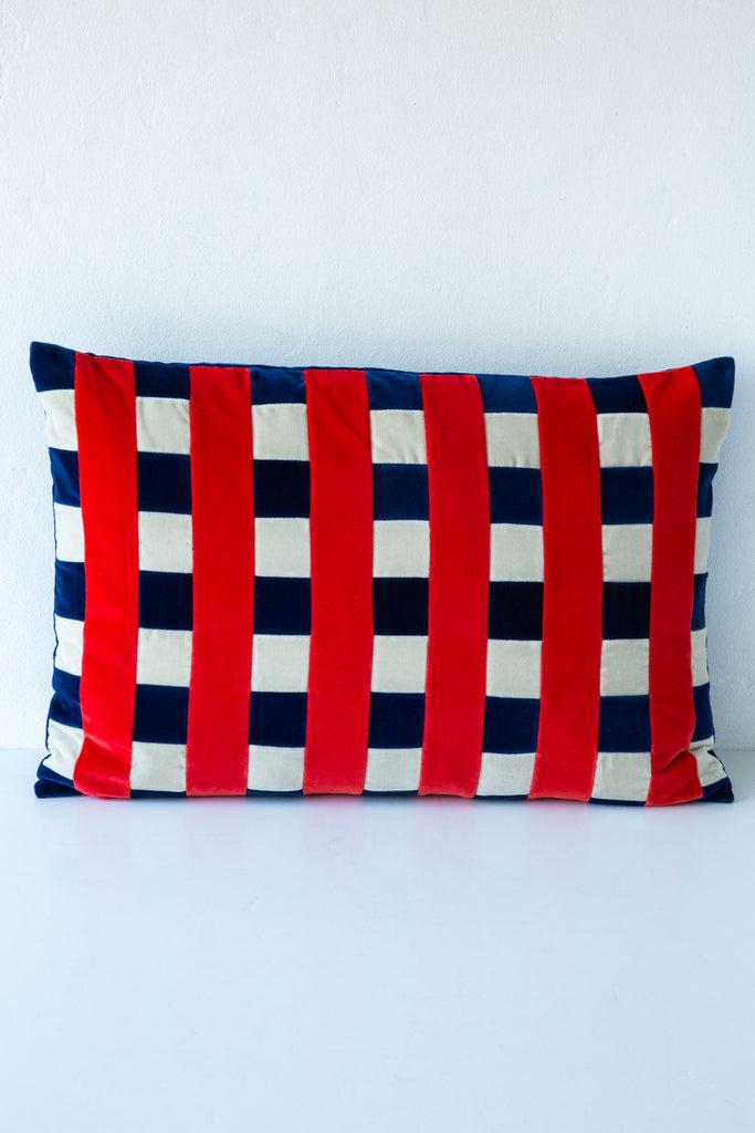 Christina Lundsteen Carla Cushion