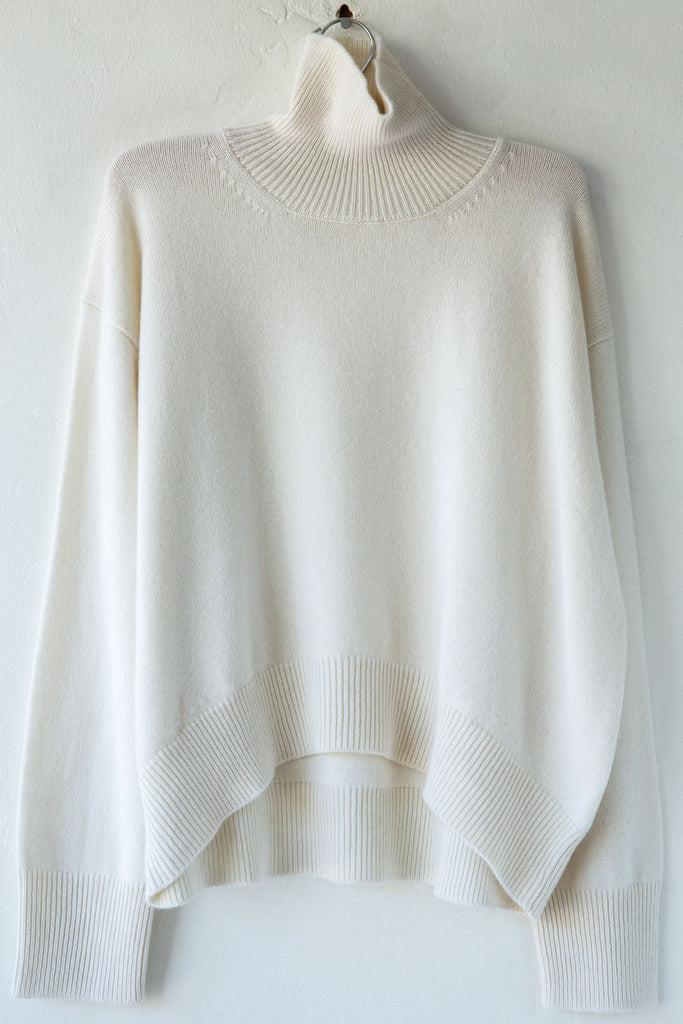 Lost & Found Sweaters Airlux Turtleneck