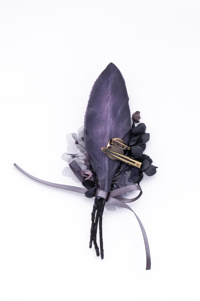 M. Soeur Lily Dual Clip Corsage