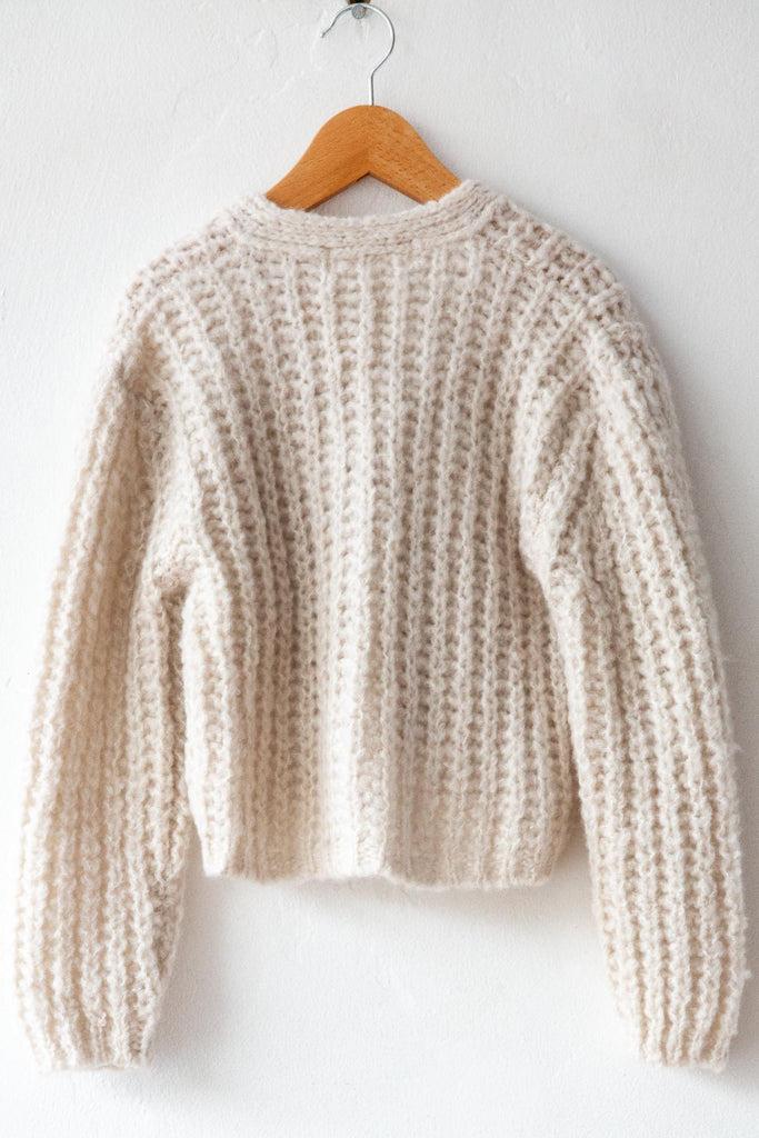 Pequeno Tocon Knit Button Cardigan