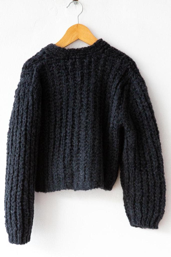 Pequeno Tocon Knit Button Cardigan