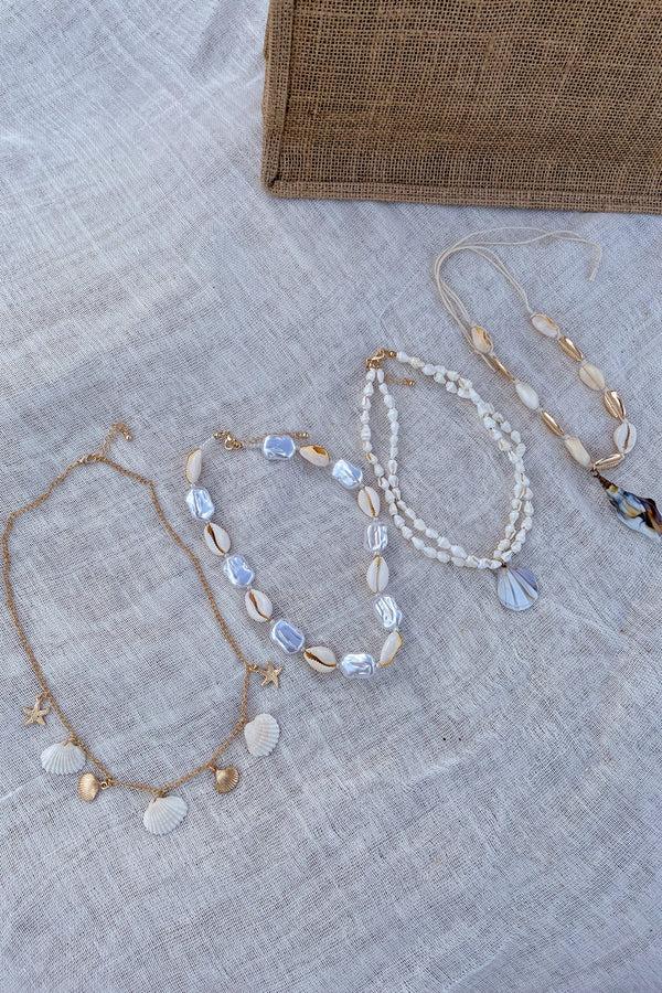 lost in paradise Ella Necklace White