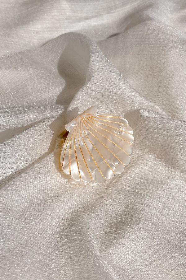 lost in paradise Gleam Hair Claw White