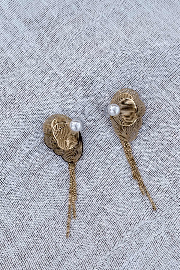 lost in paradise Iris Earrings Gold