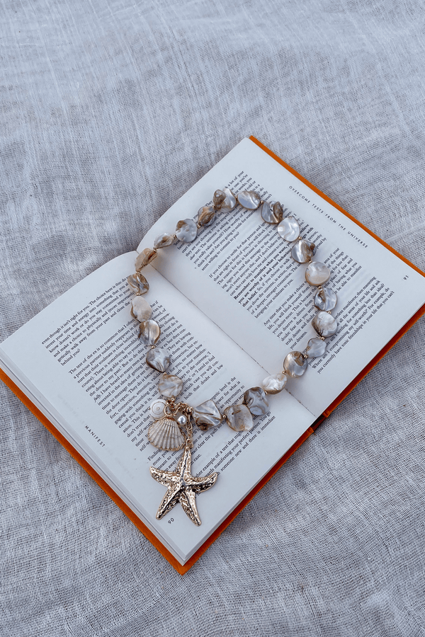 lost in paradise Ona Necklace White