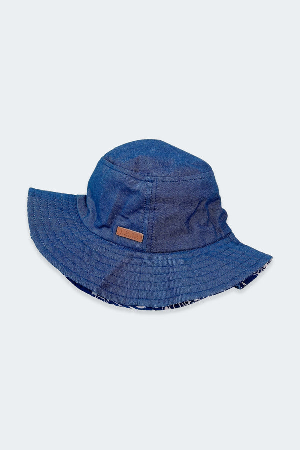 Lost In Paradise Peyton Bucket Hat Blue