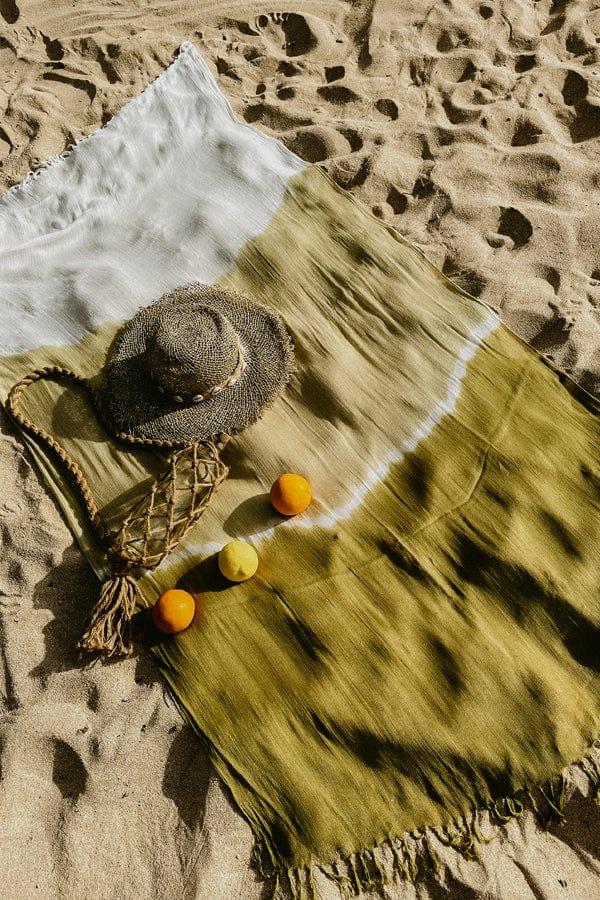 Lost In Paradise Two Tone Sarong Green