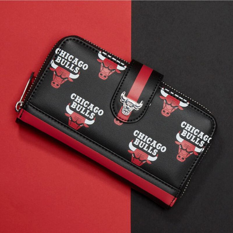 loungefly NBA Chicago Bulls Logo Zip Around Wallet