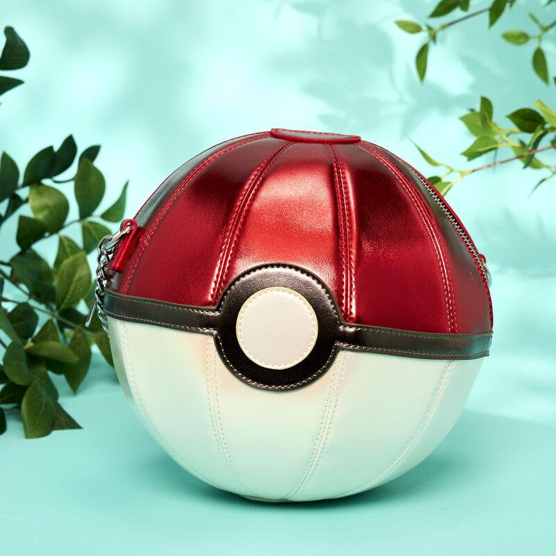 loungefly Pokémon Exclusive Pokéball Crossbody Bag