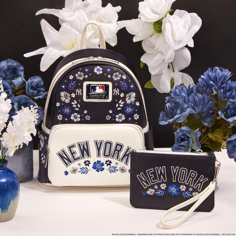 Loungefly MLB New York Yankees Floral Card Holder Wristlet Clutch