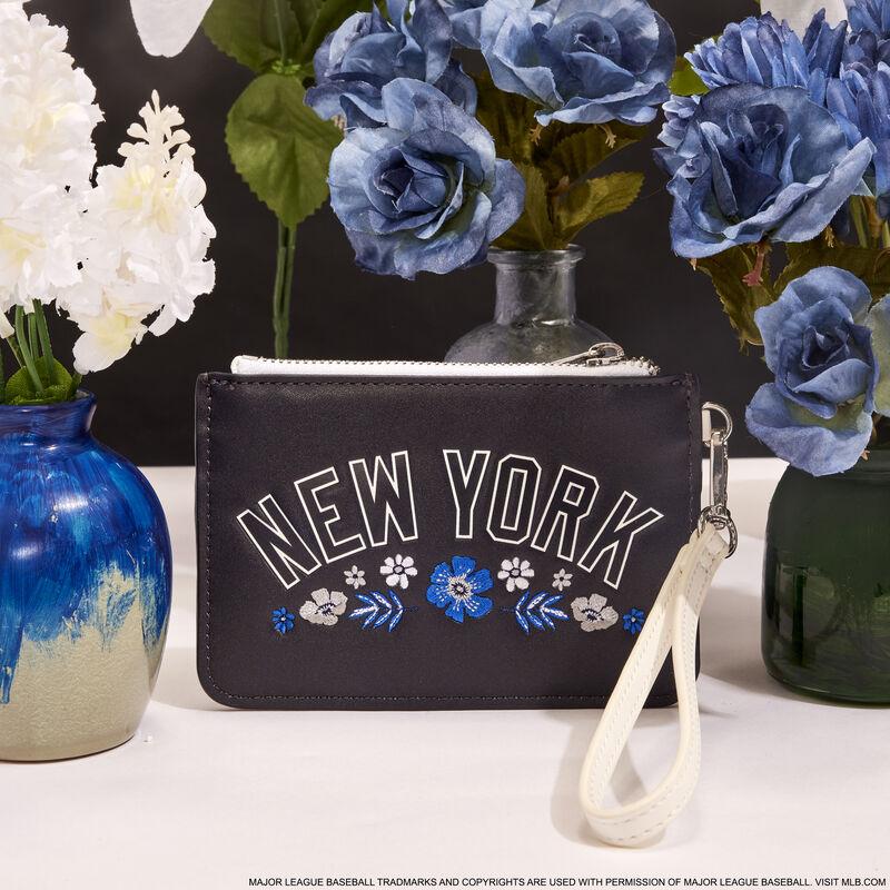 loungefly MLB New York Yankees Floral Card Holder Wristlet Clutch