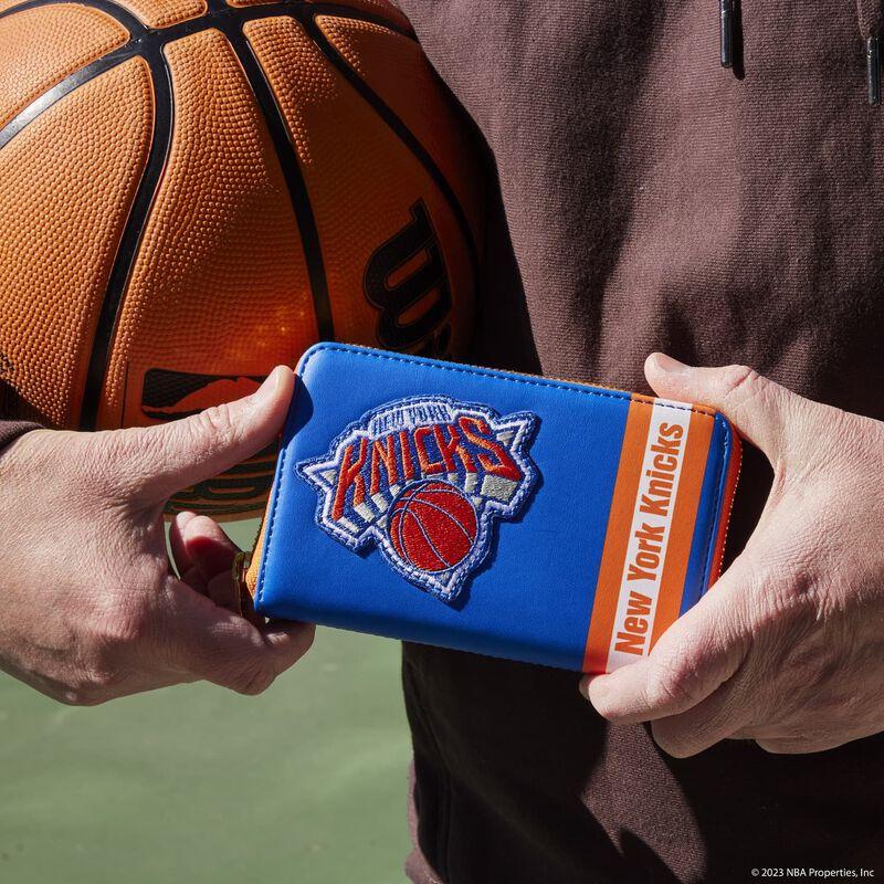 loungefly NBA New York Knicks Patch Icons Zip Around Wallet