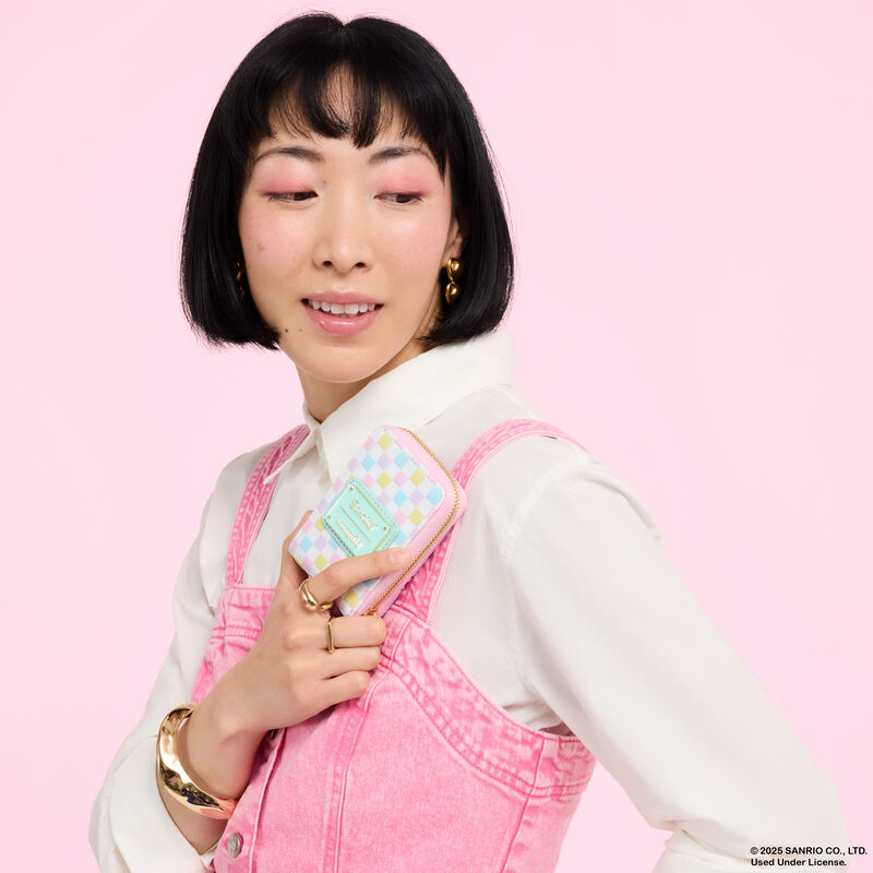 Loungefly SDCC Limited Edition Hello Kitty & Friends Terry Cloth Accordion Wallet