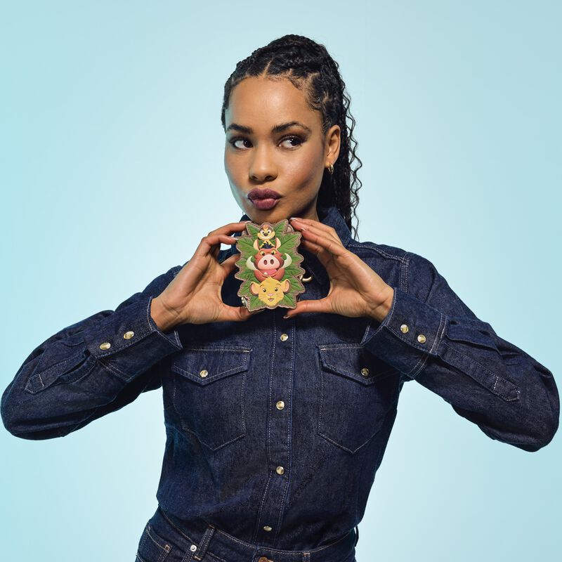 loungefly The Lion King Exclusive Hakuna Matata Grubs Zip Around Wallet