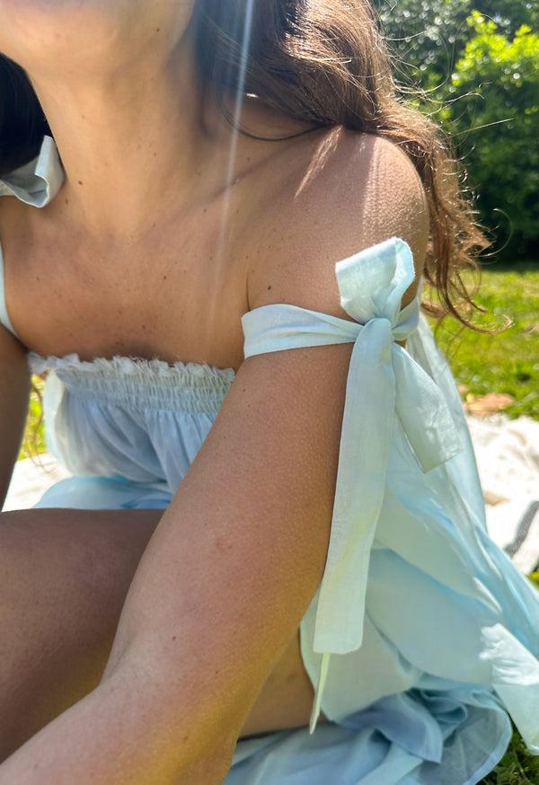 loup charmant Elba Dress in Azul