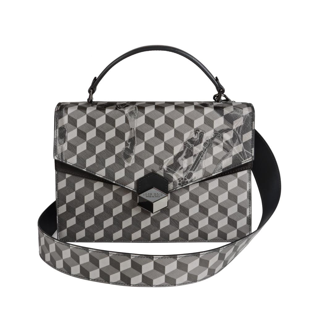 loup noir FLAP BAG Cheval Black