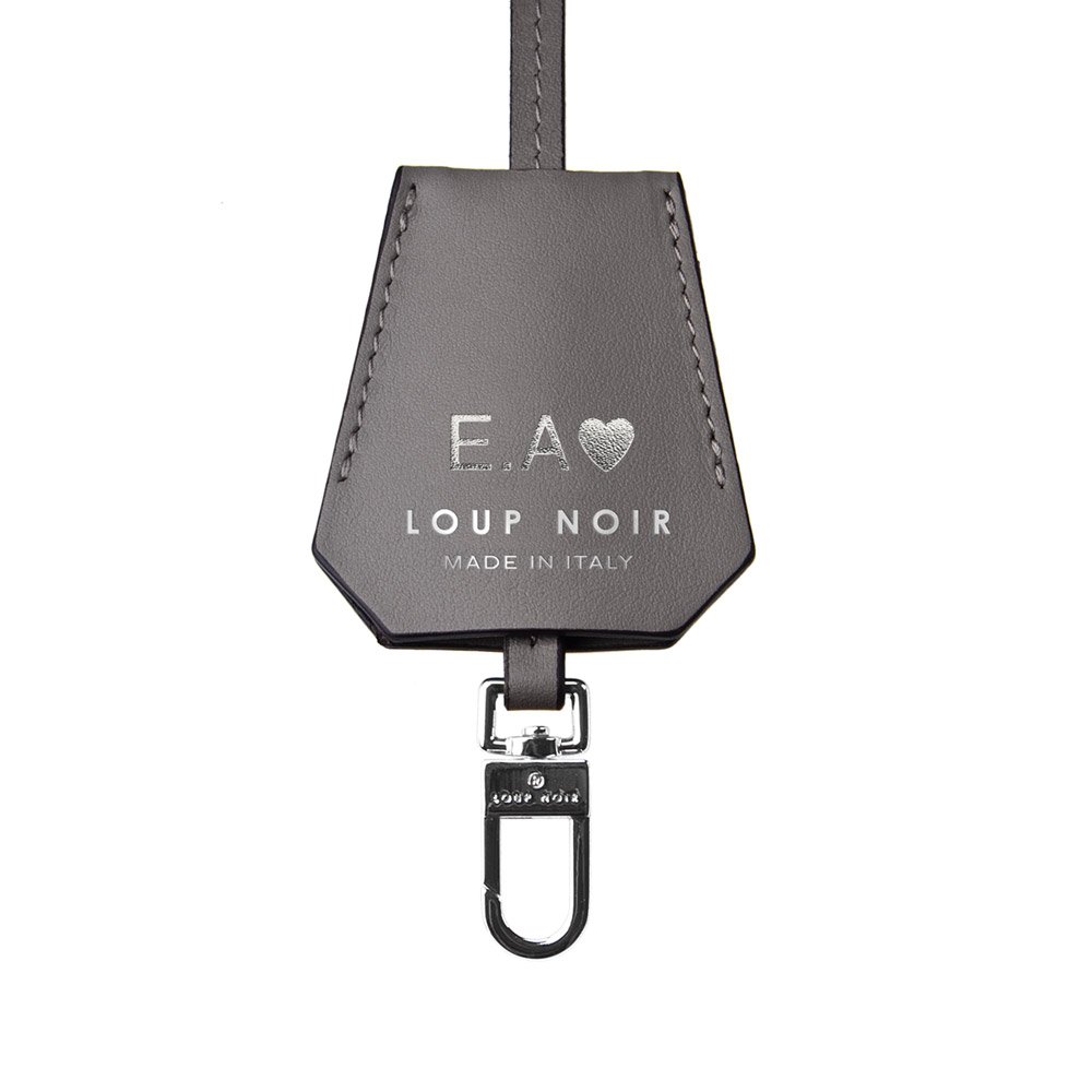 loup noir LEATHER TAG Platinum