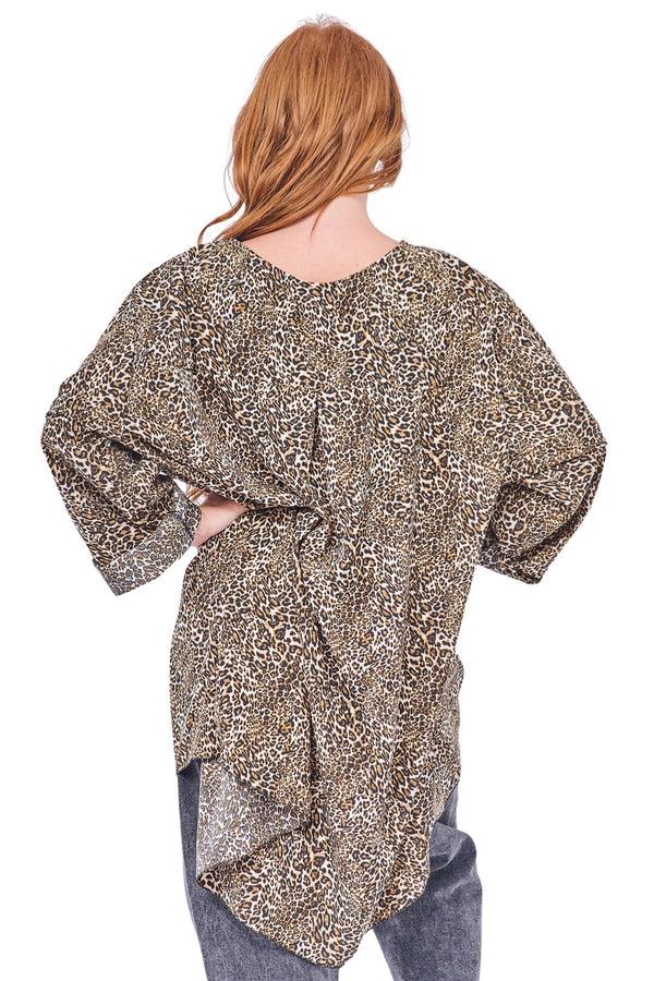 Love My Fashions Leopards Print Button Detail Tunic Top