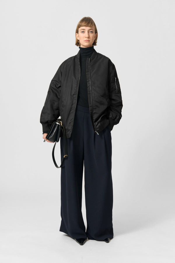 Lovechild 1979 Isa Bomber - Black