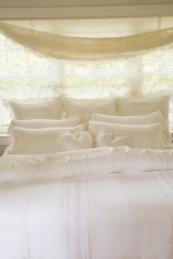 Loveshackfancy Victorian Sheet And Pillow Case Set