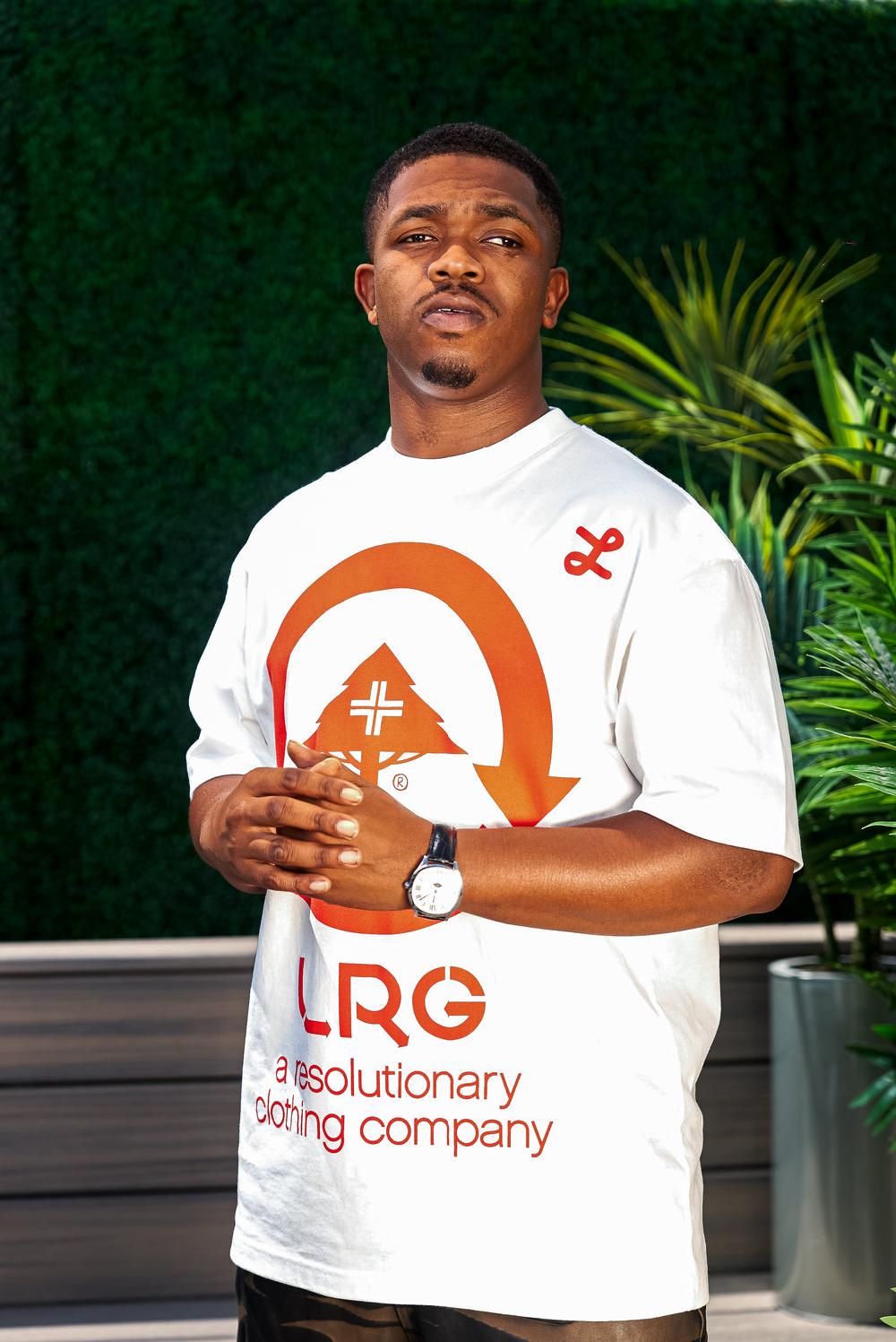 Lrg RESOLUTIONARY TEE