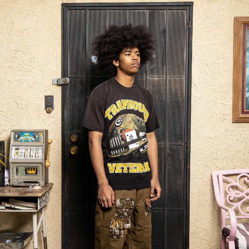 Lrg TRAPHOUSE VETERAN SS TEE Black
