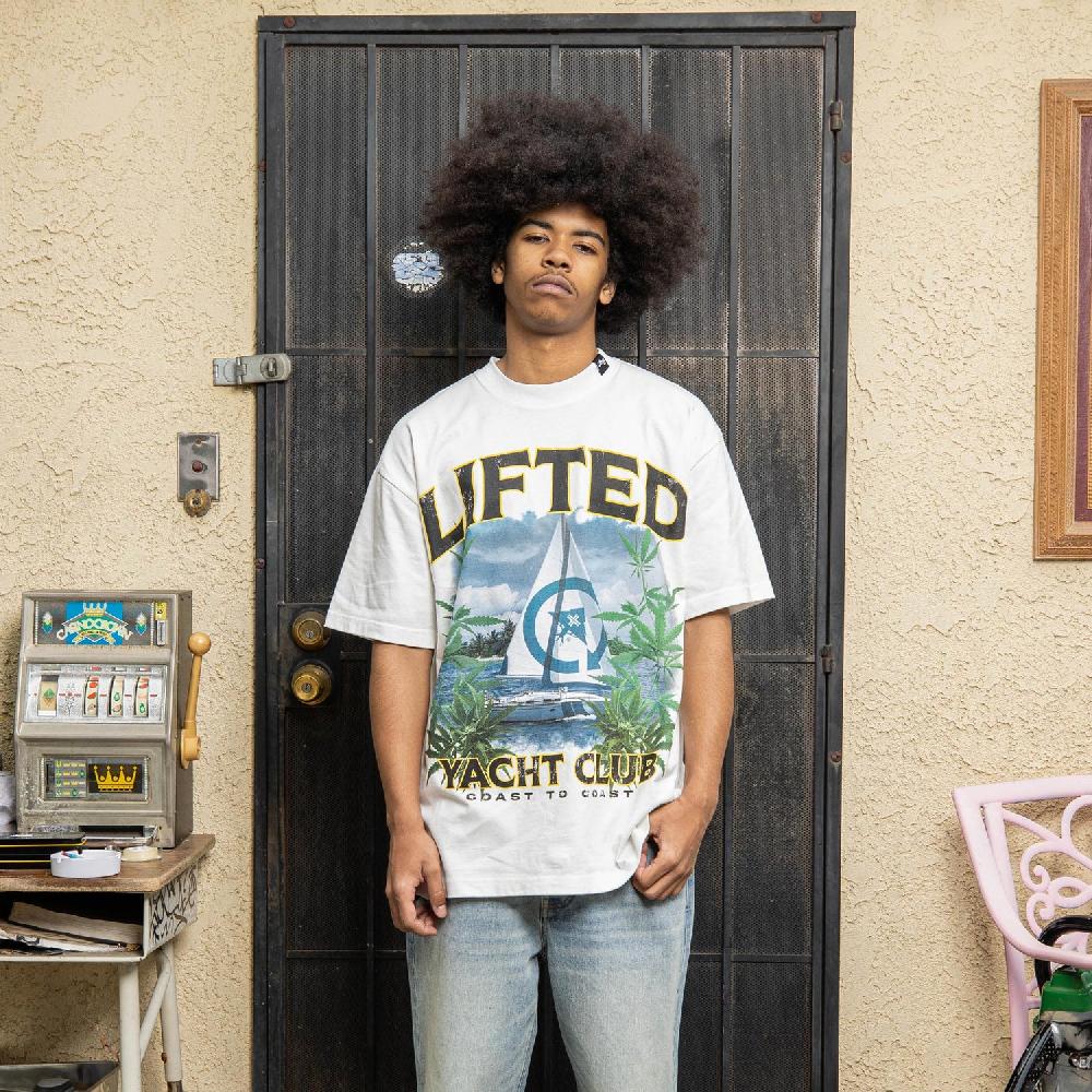 Lrg YACHT CLUB TEE