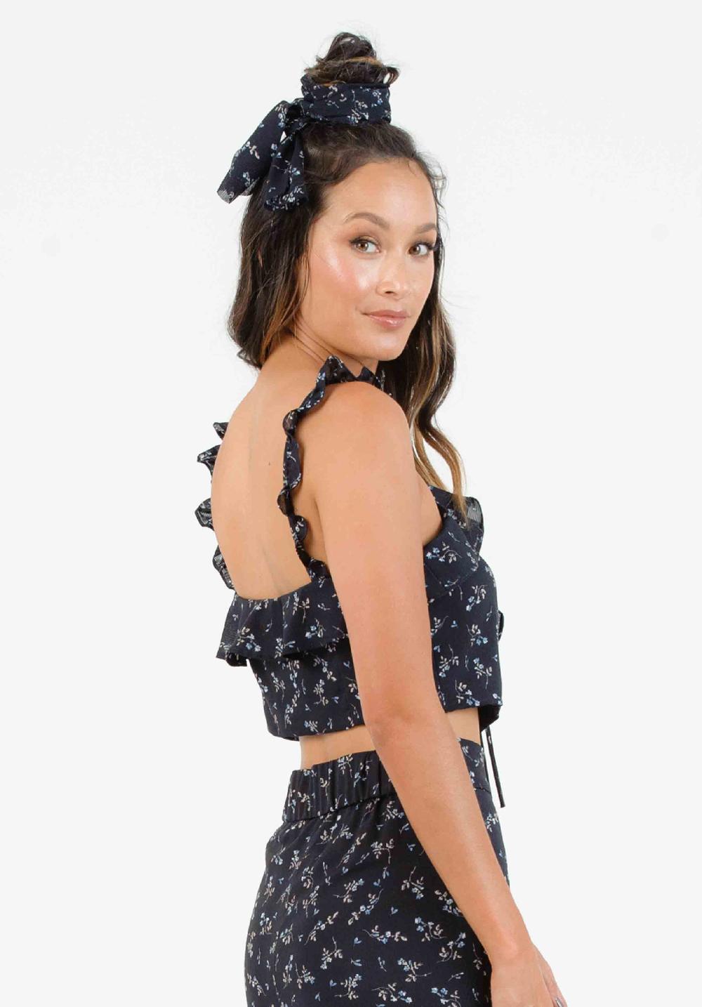 lucca couture HYGEIA RUFFLE STRAP TOP-NAVY MINI FLORAL