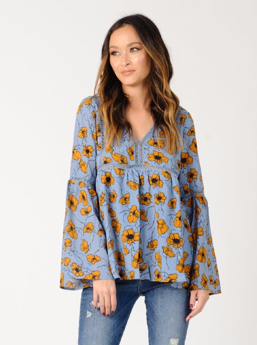 lucca couture LAURA BELL SLEEVE TOP-BLUE GOLD FLORAL