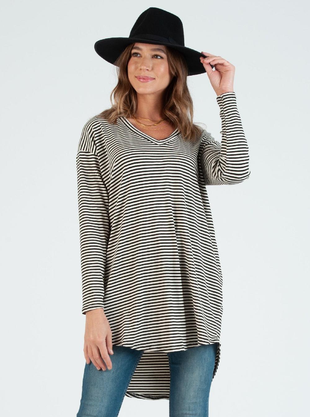 lucca couture LINDA DROP SHOULDER TUNIC-WHT/BLK RIB STR