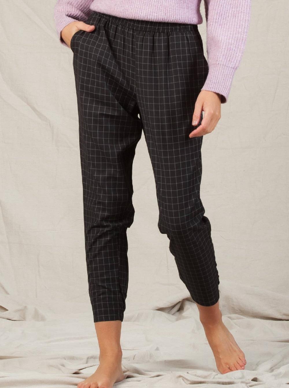 lucca couture CHECK JOGGER PANTS-BLACK