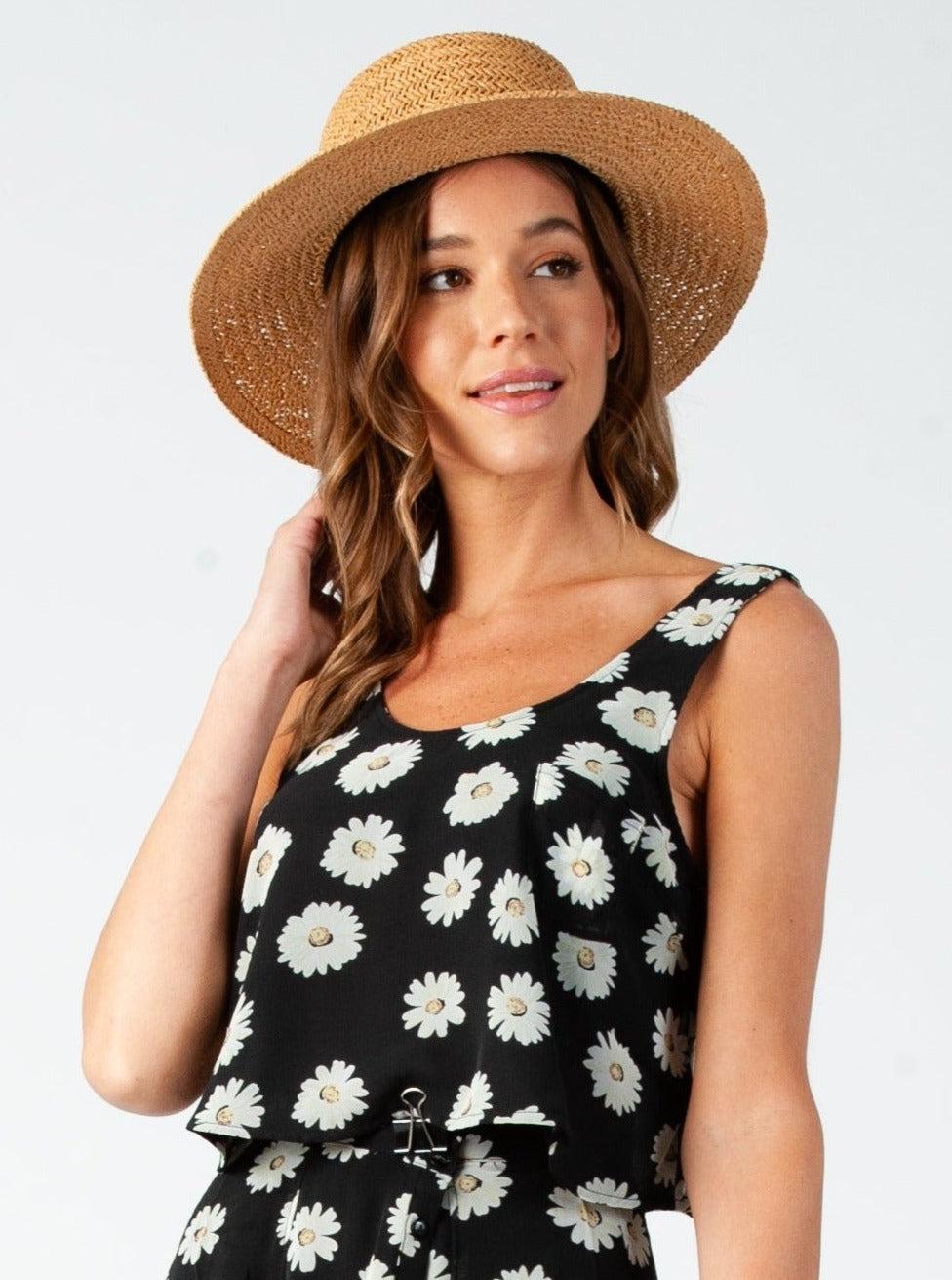 lucca couture DAISY CROP TANK TOP-BLACK DAISIES