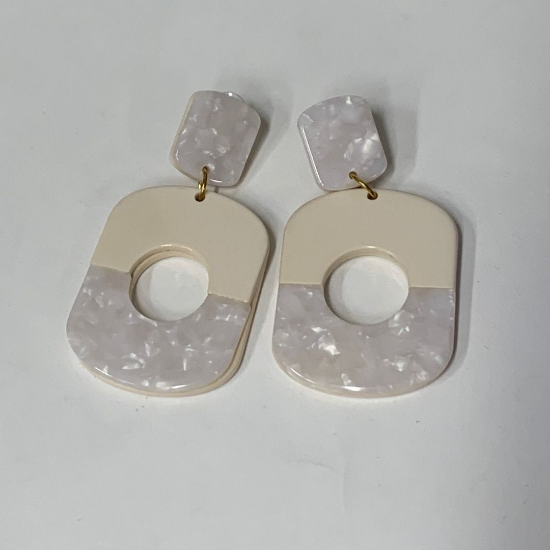 lucca couture DIANA EARRINGS-WHITE TORTOISE MIX