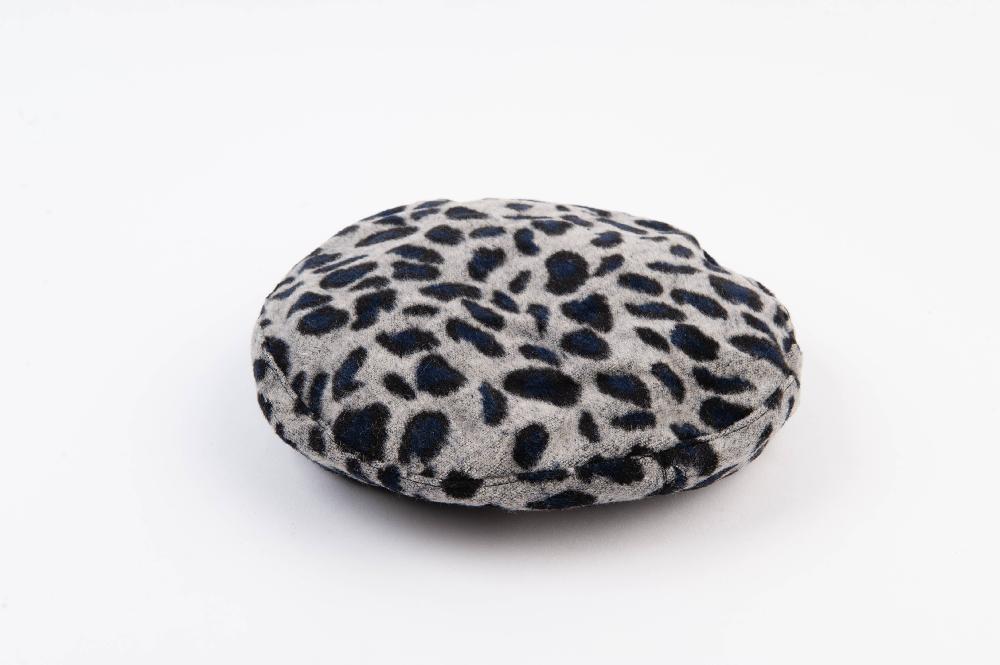 lucca couture GARRET ANIMAL PRINTED BERET-GREY