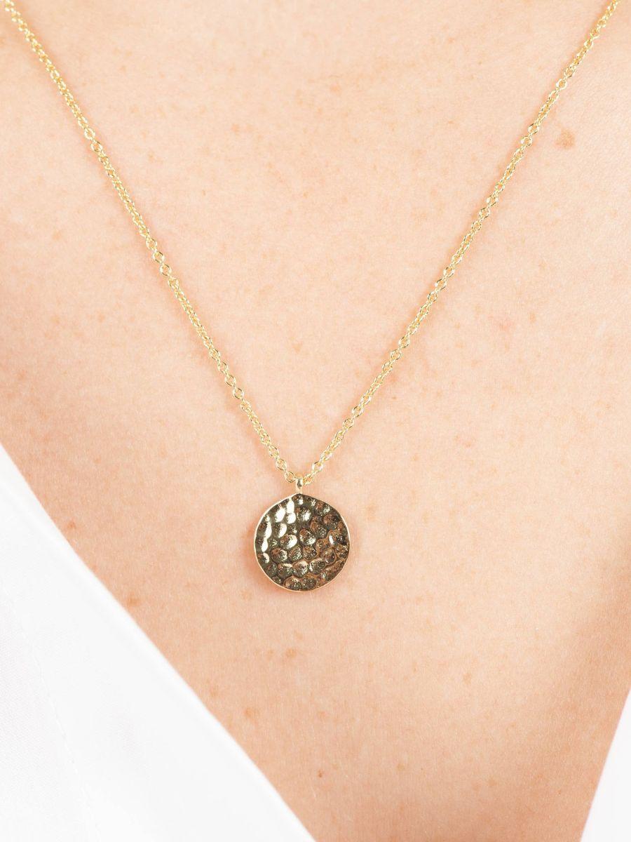 lucca couture HAMMERED CIRCLE PENDANT NECKLACE