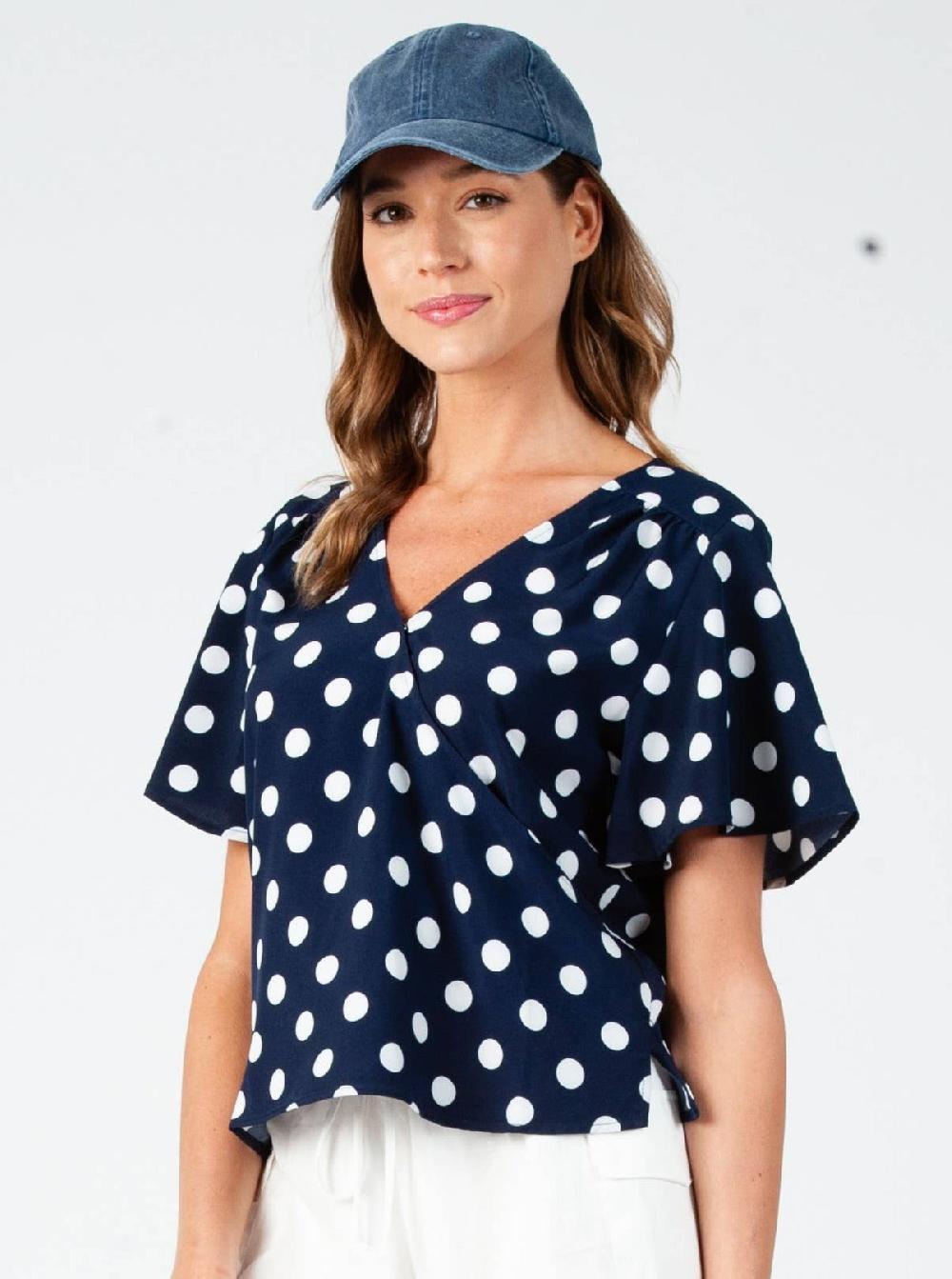 lucca couture KIM WRAP TOP-NAVY/WHT DOT