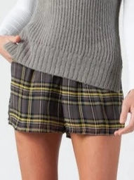 lucca couture LONDON PLAID SHORTS-GREY PLAID