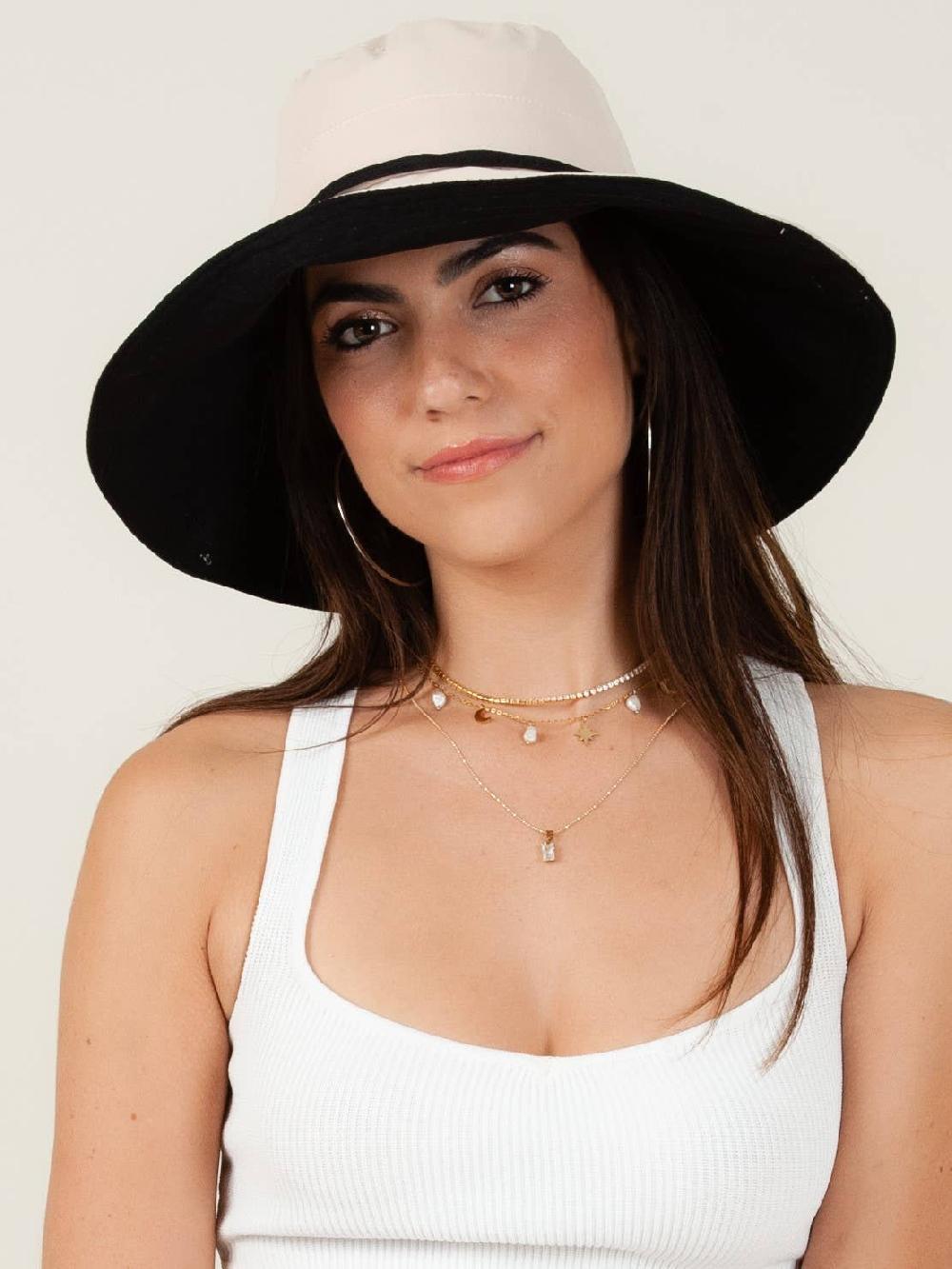 lucca couture MIRANDA REVERSIBLE BUCKET HAT-BEIGE