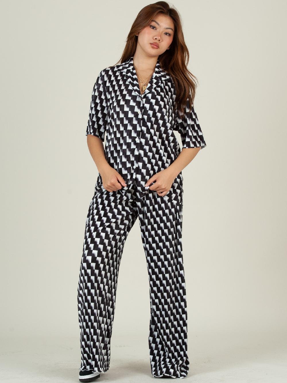 lucca couture RALEIGH TOP AND PANT SET-BLACK CHECK