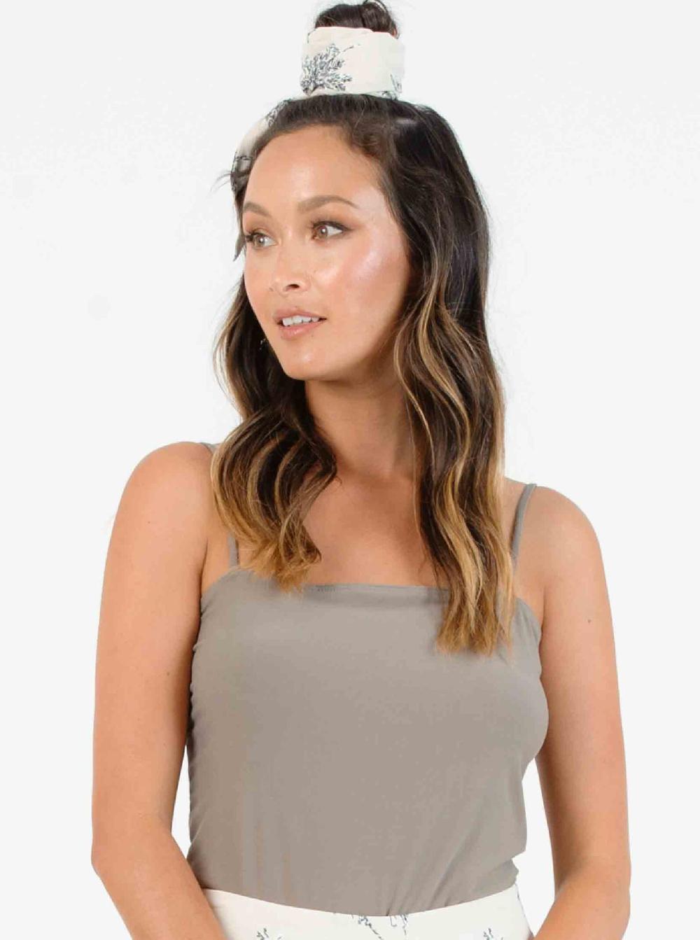lucca couture REILEY SQUARE NECK BODYSUIT-OLIVE