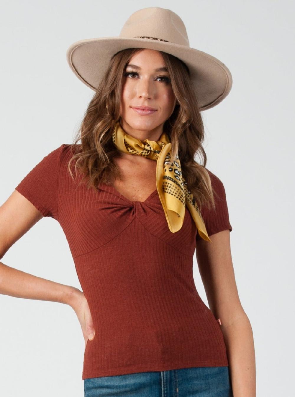 lucca couture Women's Knit Ribbed Front Twist Top