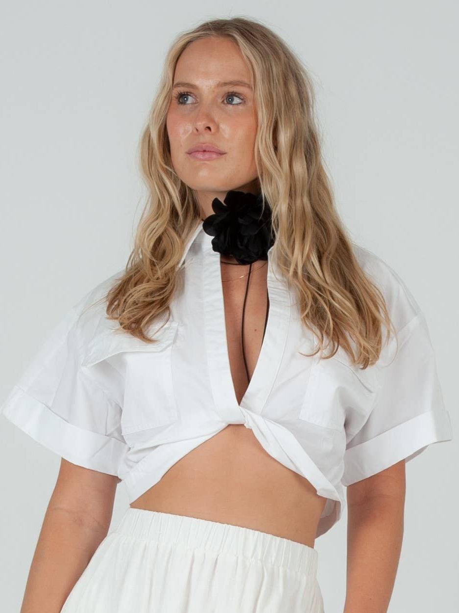 lucca couture Women's Poplin Crisp Twist Front Collared Shirt