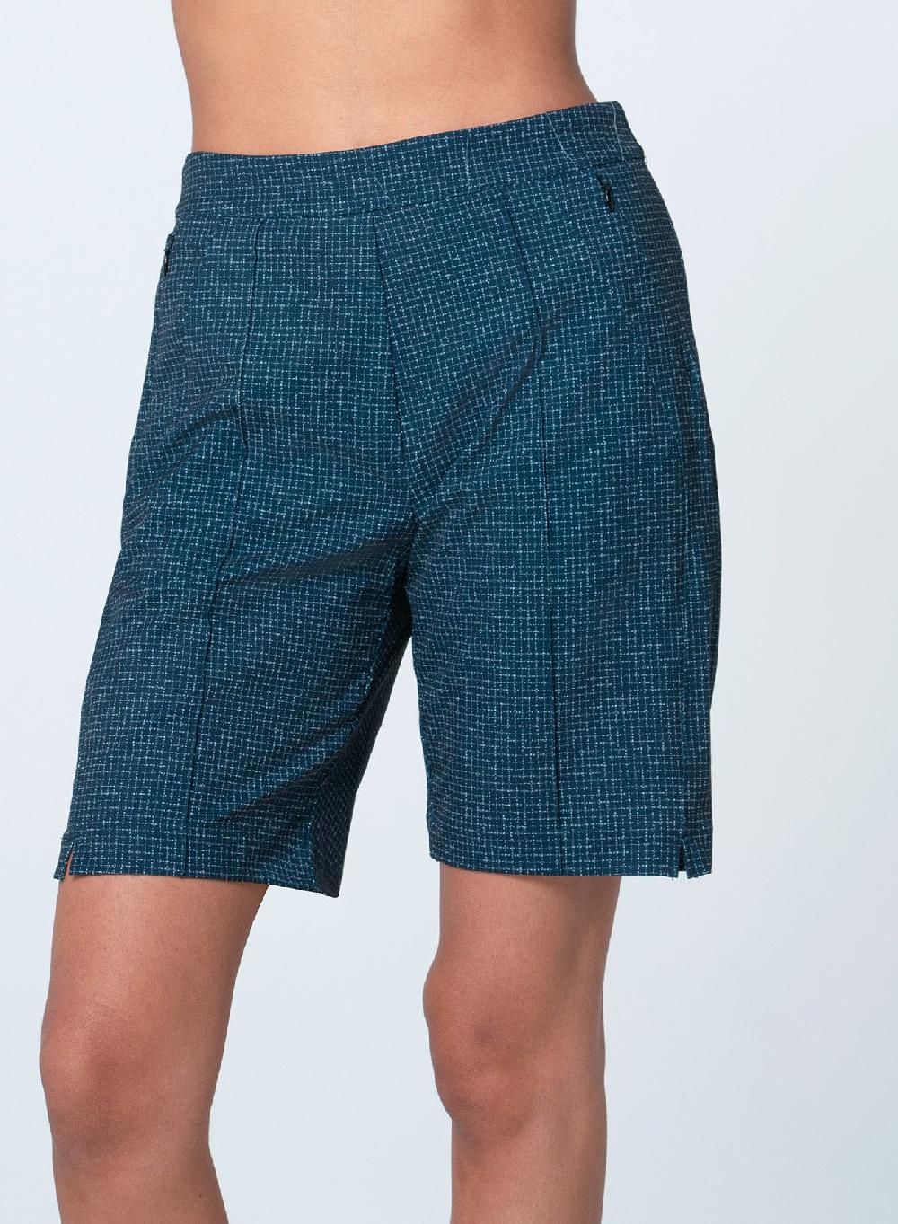 Lucky In Love Boucle Grid Pull On Short