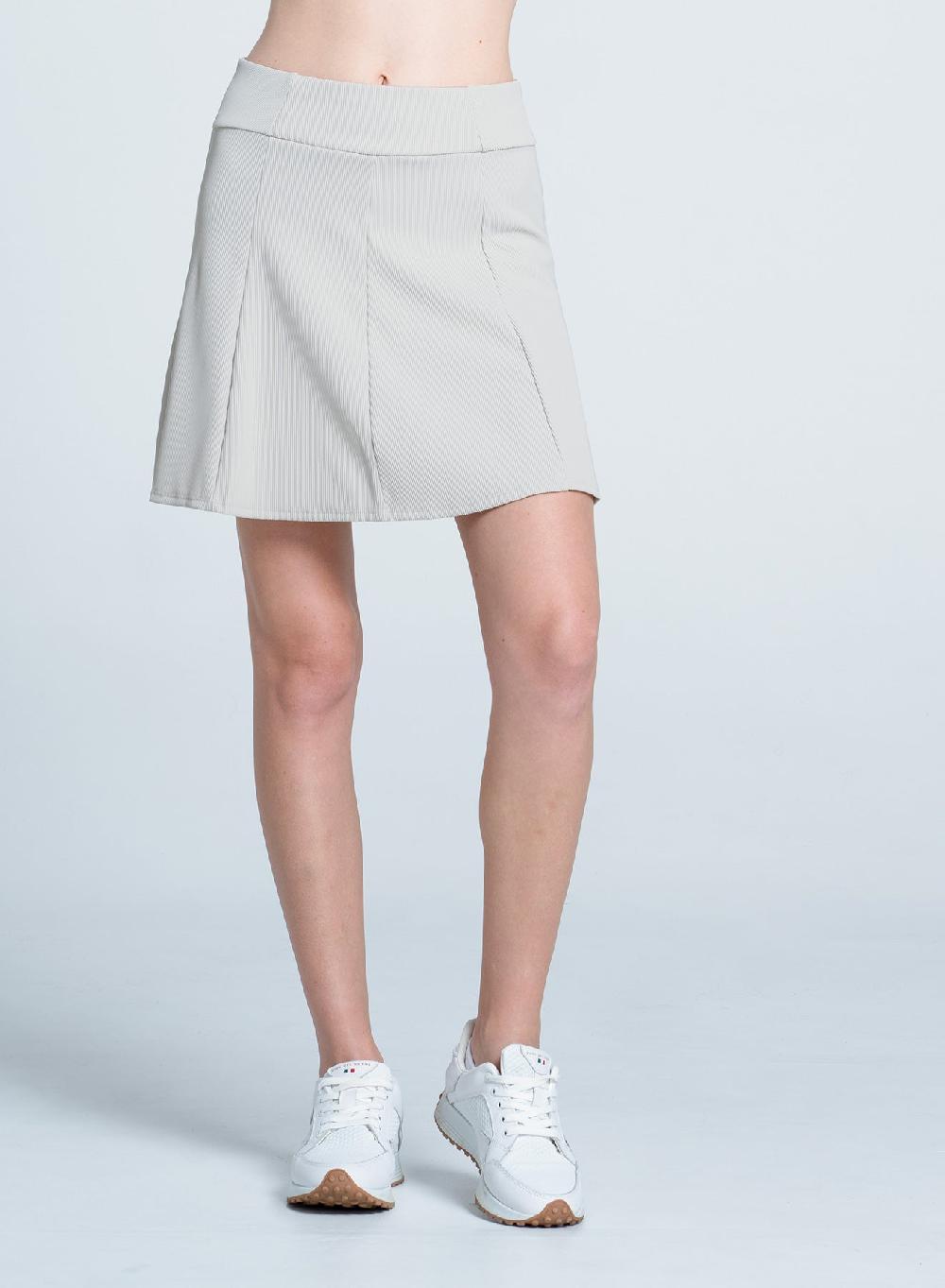 lucky in love Match Play Skort-17.5"