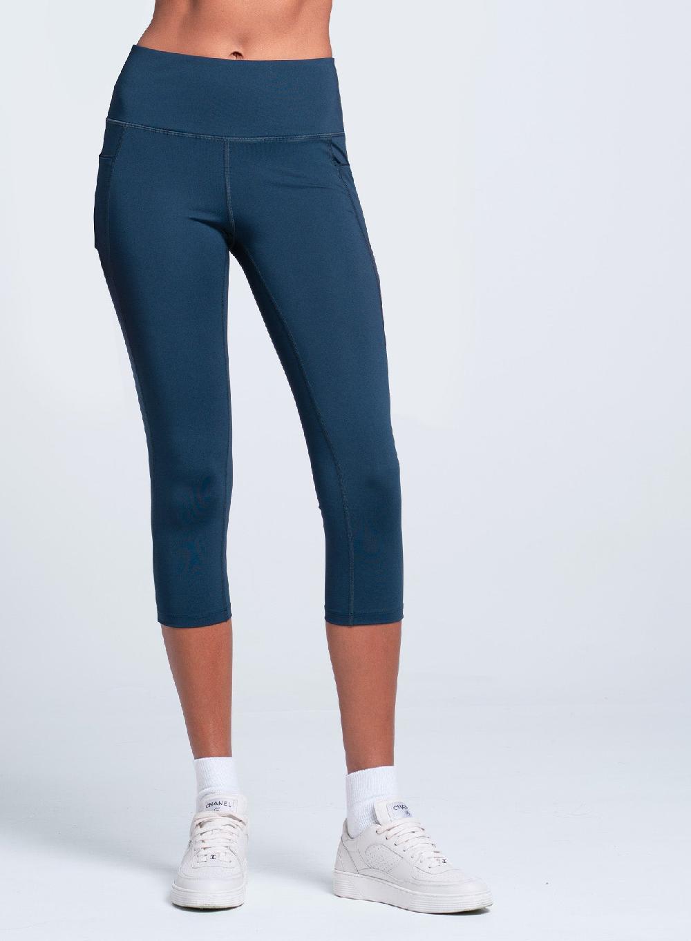 lucky in love Power Play Capri