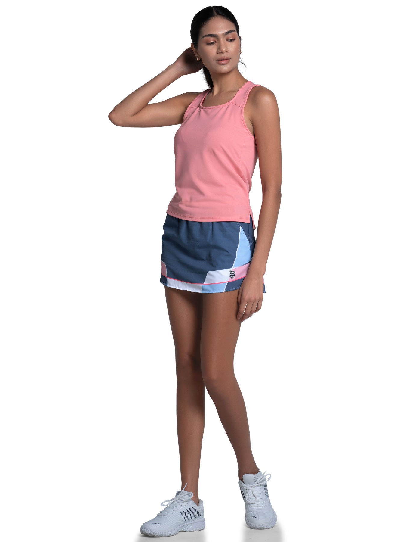 Lucky In Love Reaction Tank